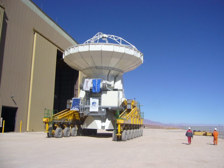 ALMA antenna and Transporter