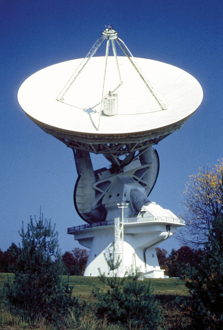 Unique Radio Telescope National Radio Astronomy Observatory