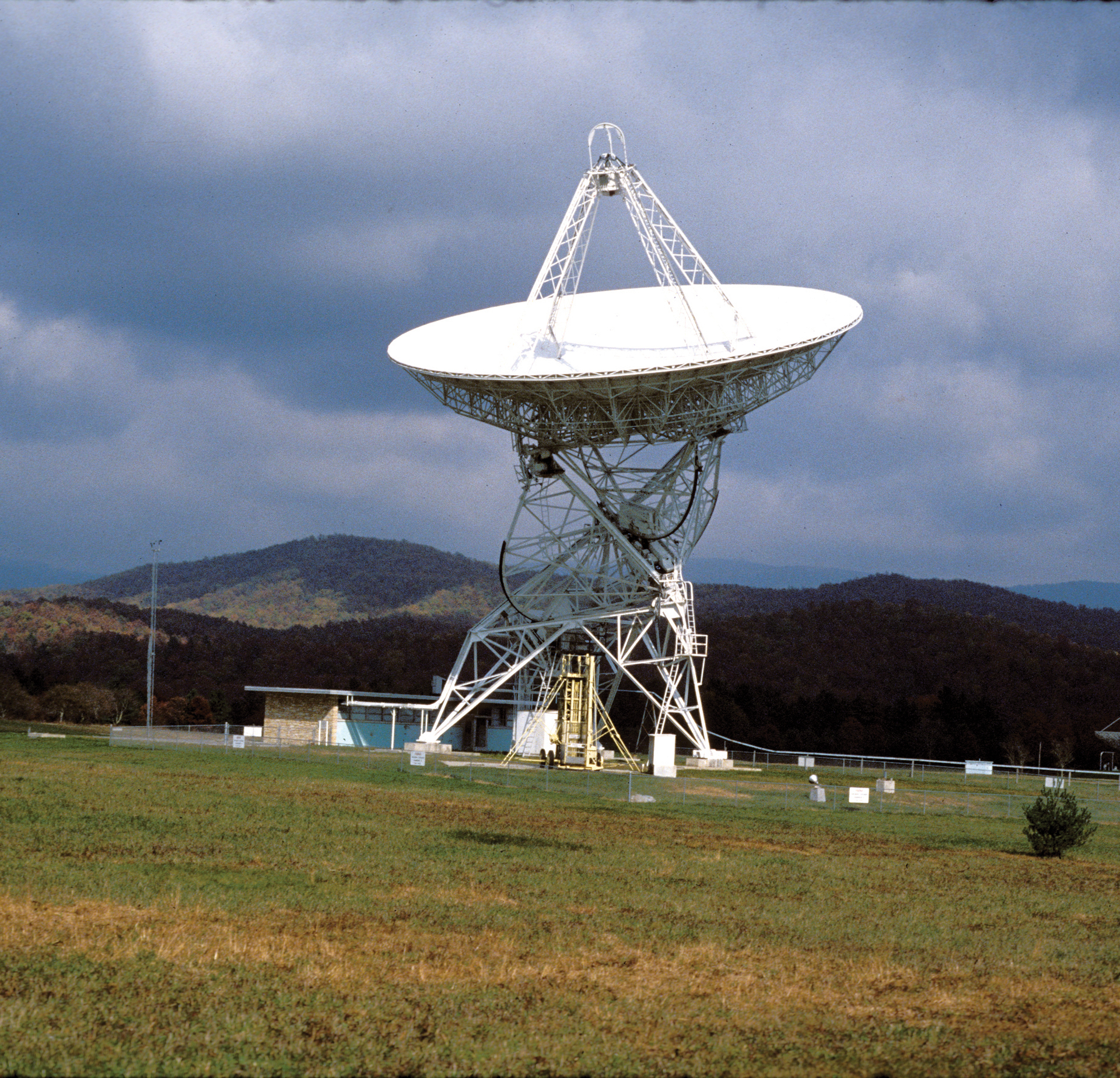 Sturen St Rijp GBI's first 85-foot telescope – National Radio Astronomy Observatory