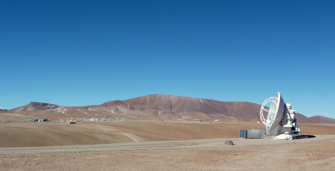 ALMA Gets Its First Antenna