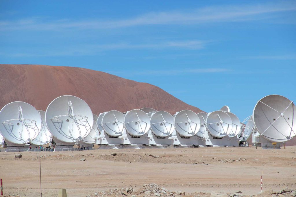 The Atacama Millimeter/submillimeter Array