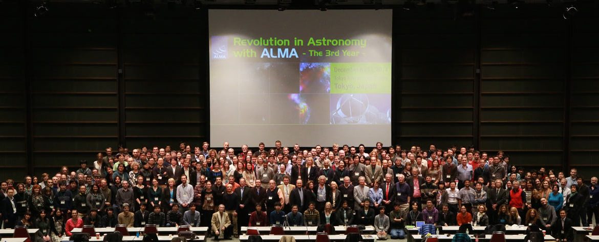 Attendees at the ALMA Conference in Tokyo.