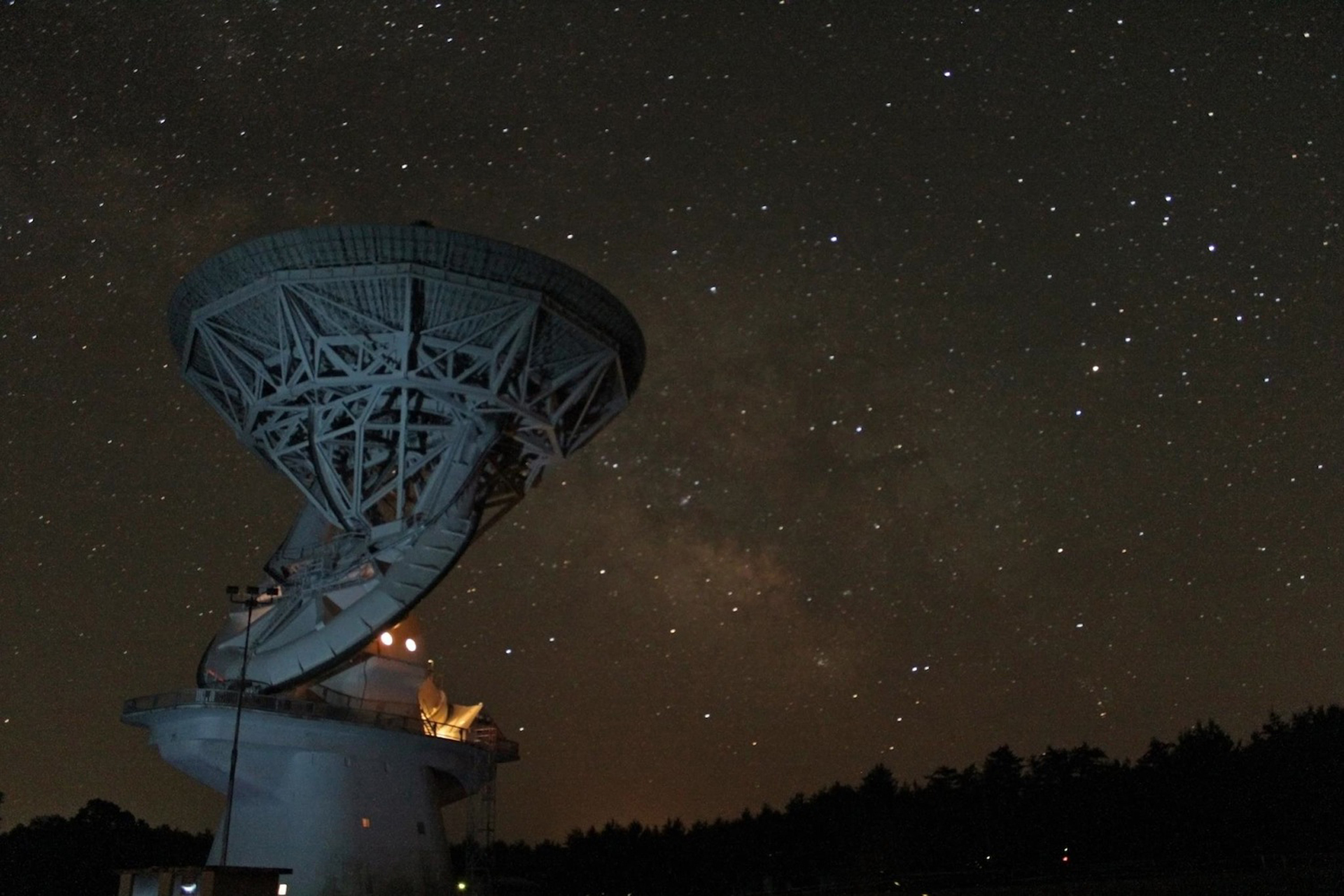 140-foot Telescope at night