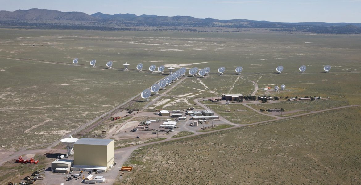 Aerial shot over the 27 telescopes of the Very Large Array.